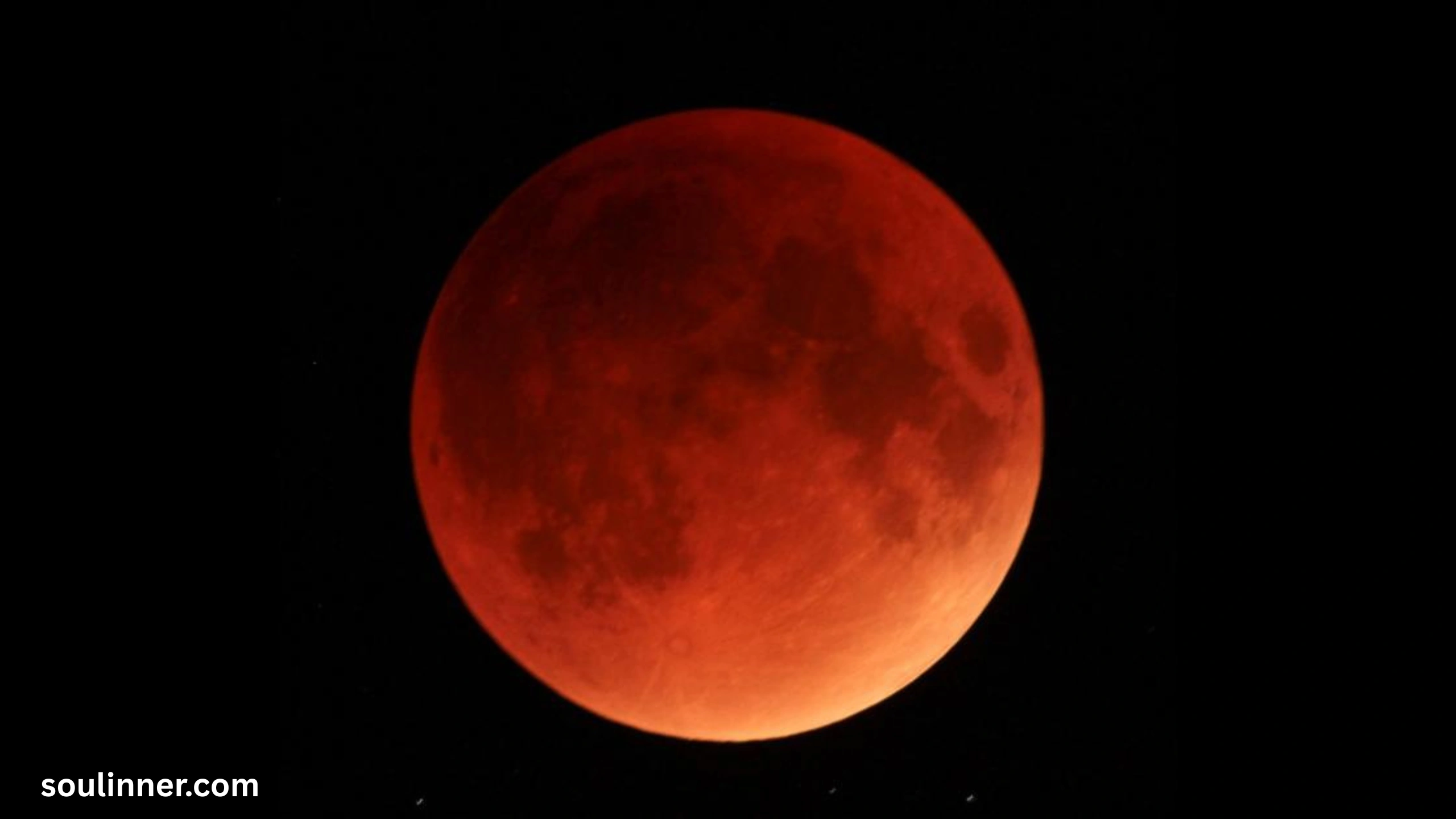 Period on Full Moon Spiritual Meaning