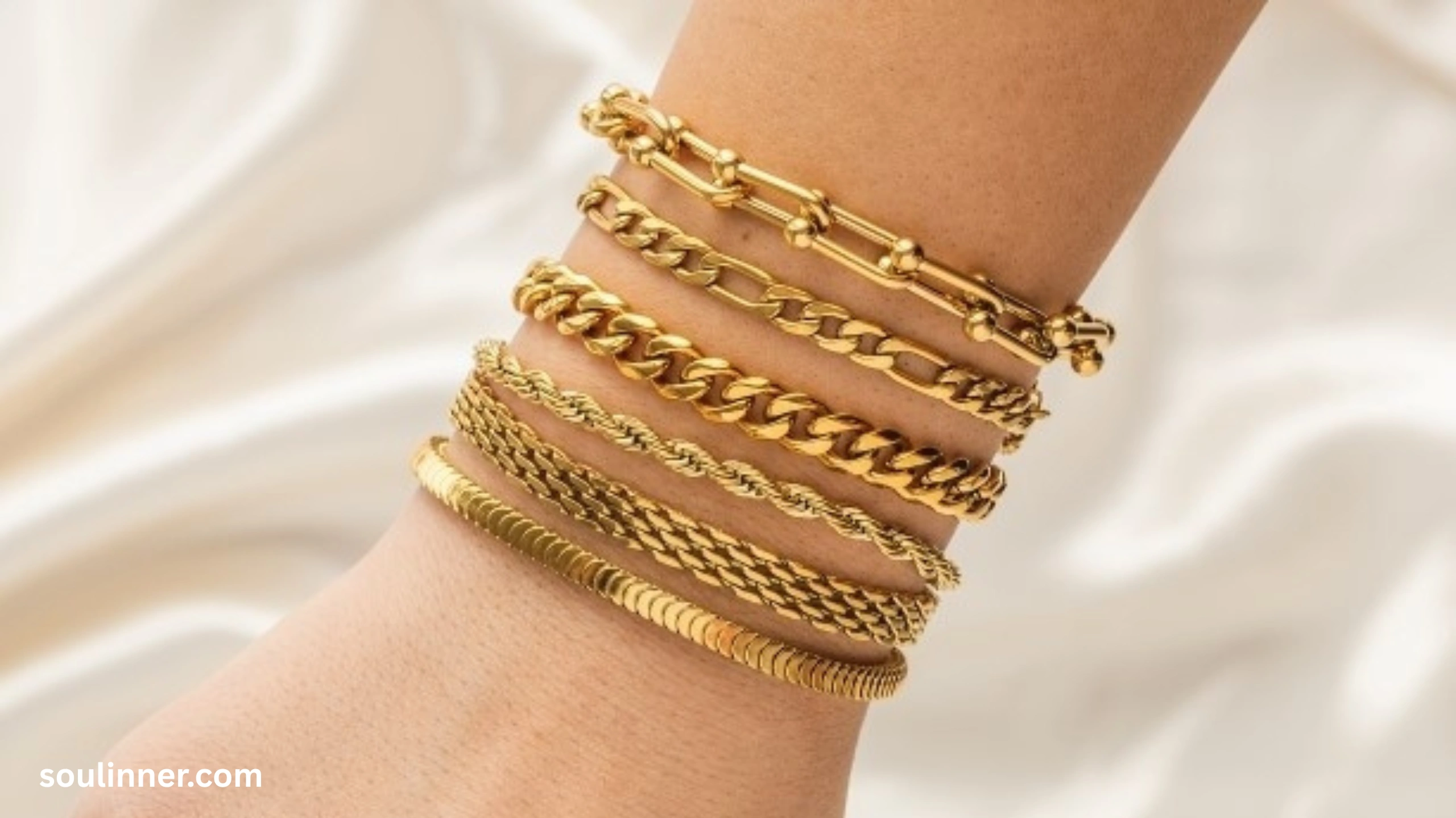 Spiritual Meaning of Jewelry Falling Off