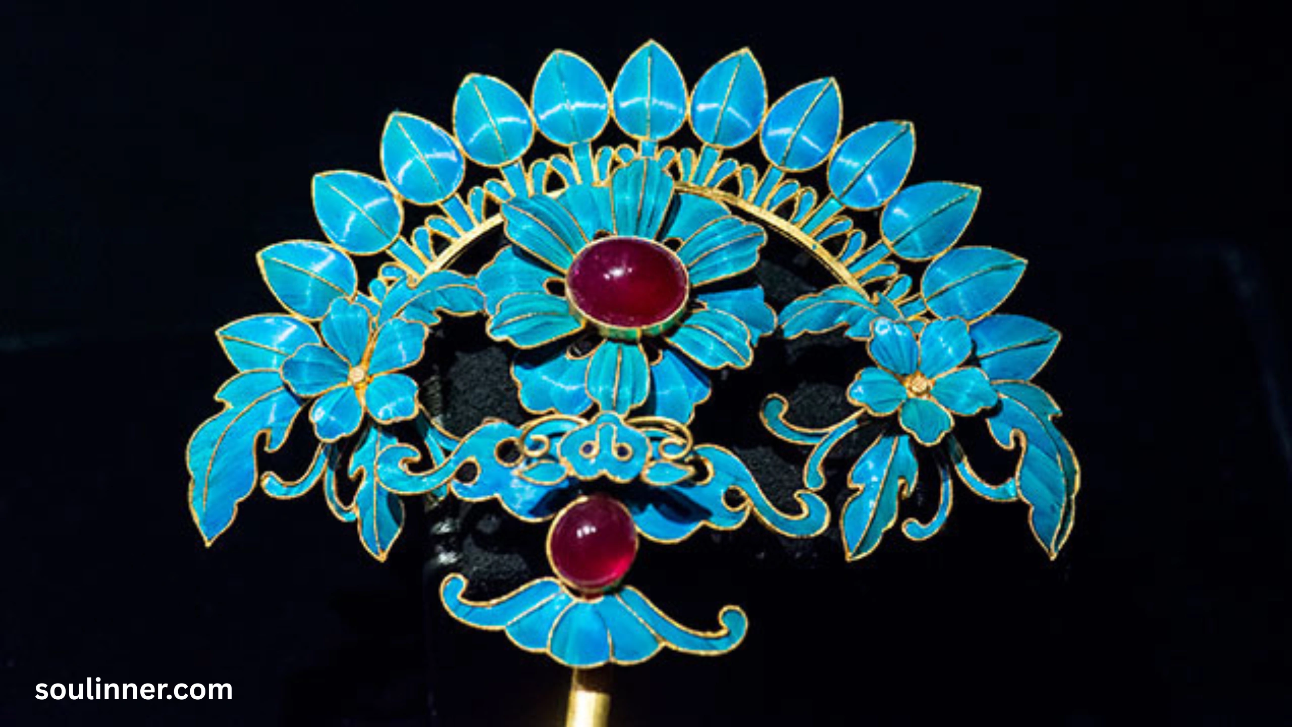 Spiritual Meaning of Jewelry Falling Off