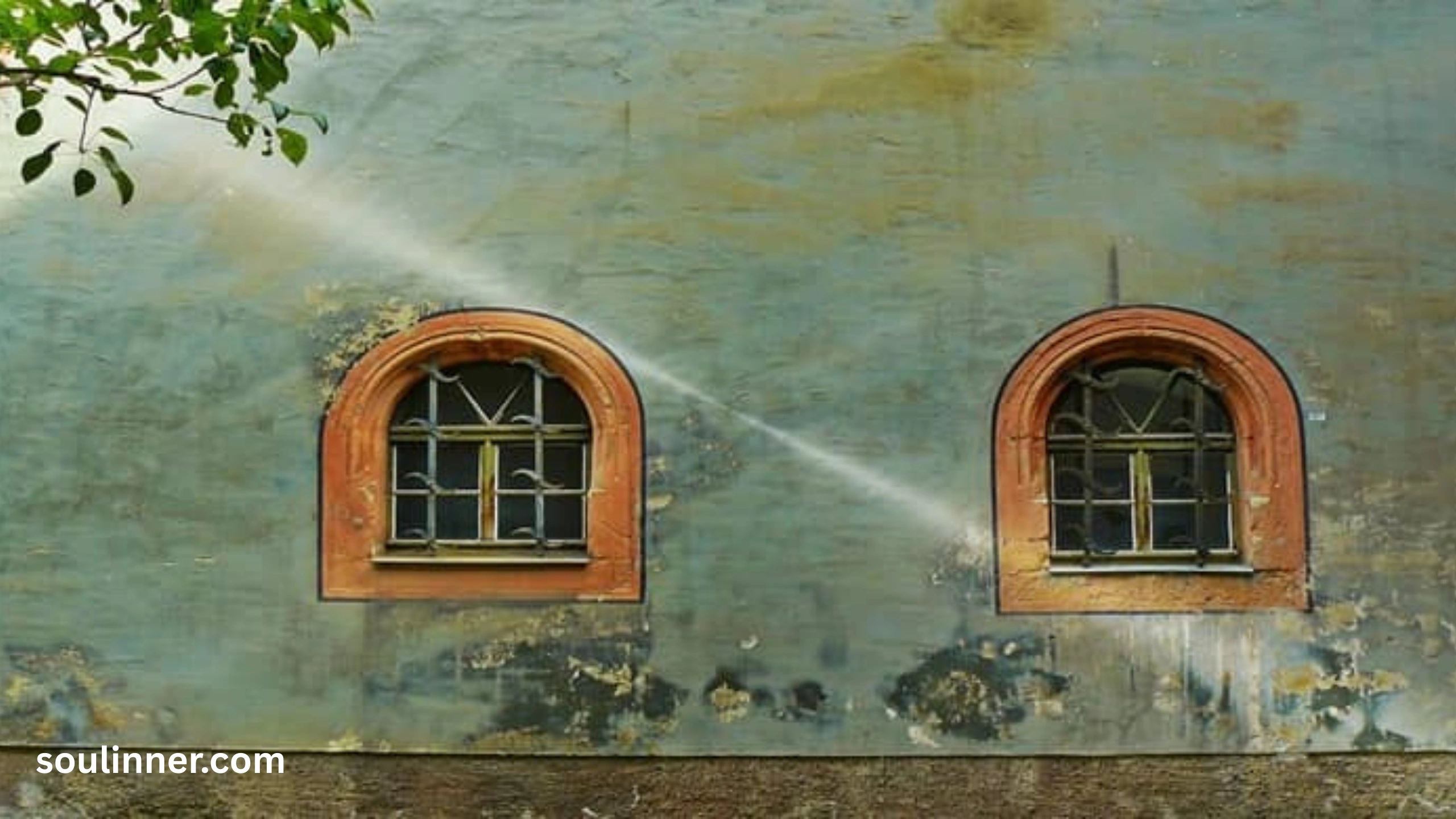 spiritual meaning of 3 knocks