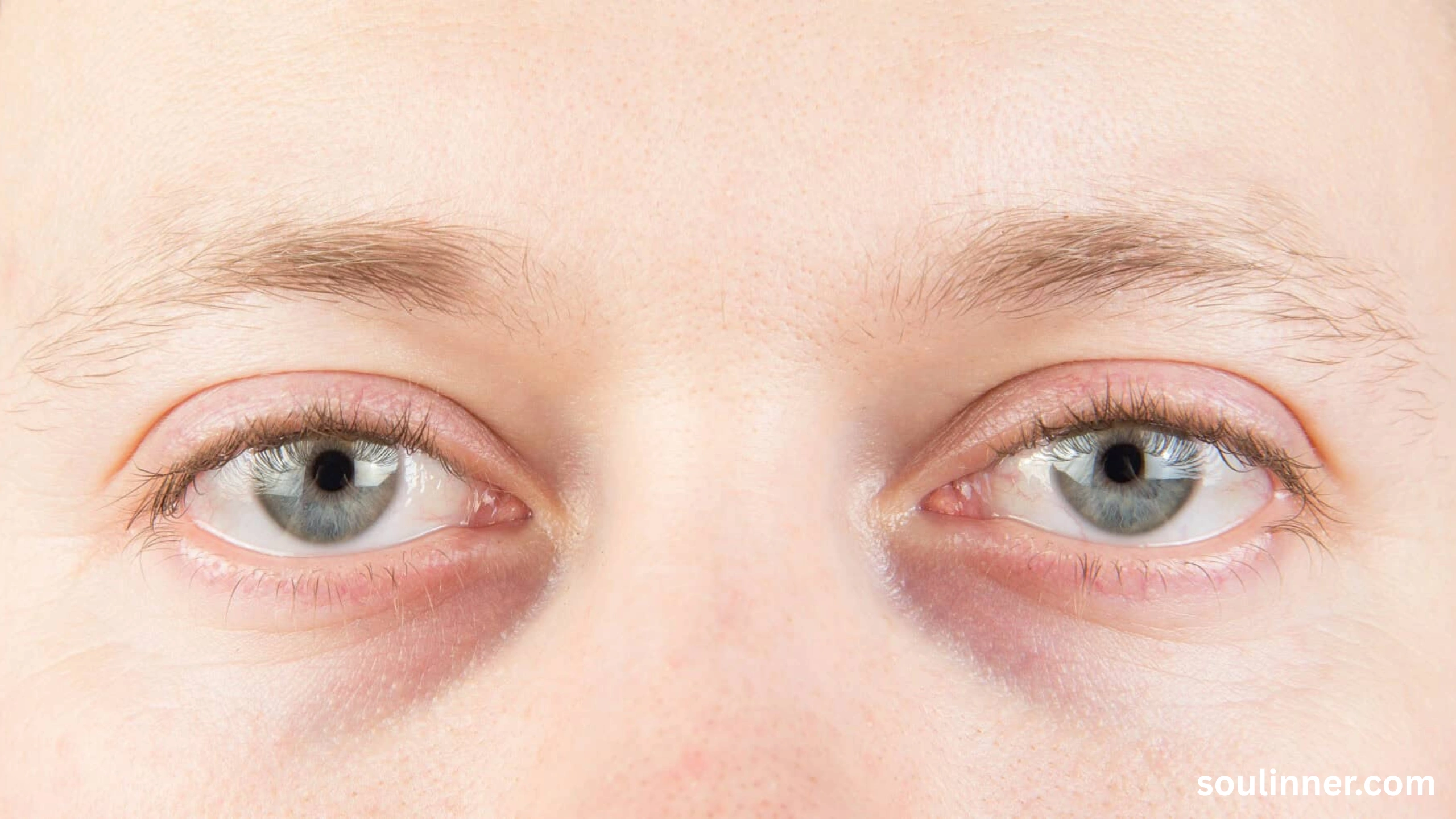 spiritual meaning of white eyes