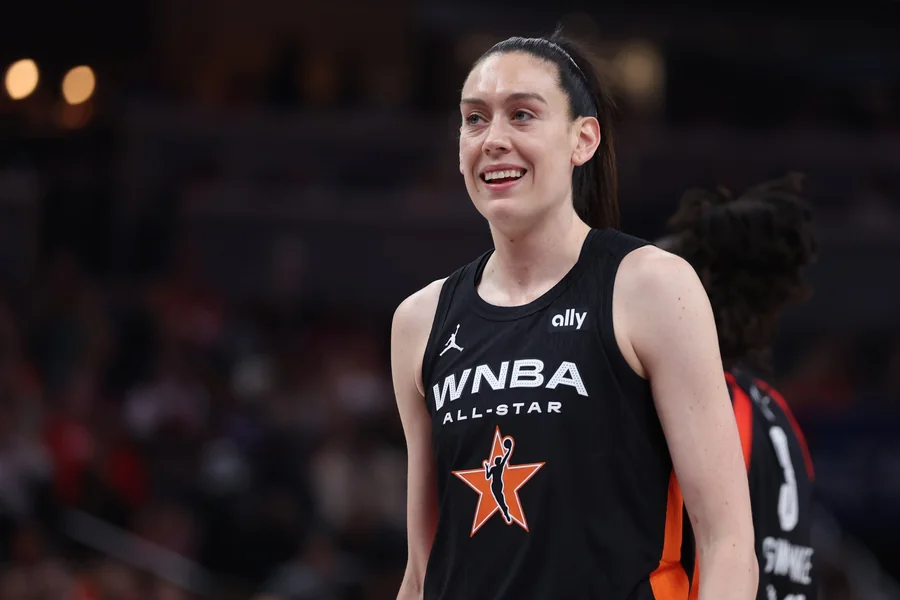Breanna Stewart Net Worth