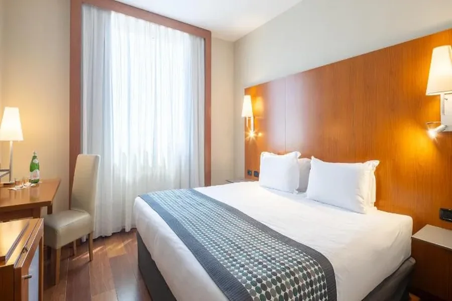 Refined Hotel Experience