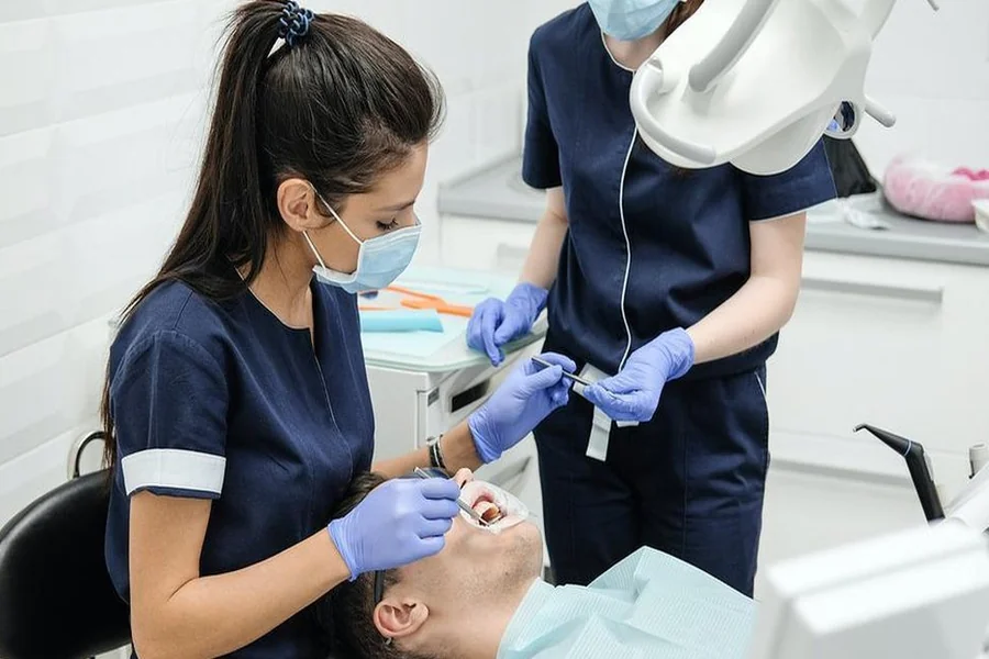 Achieve A Healthy Smile With An Experienced Dentist Middlesbrough