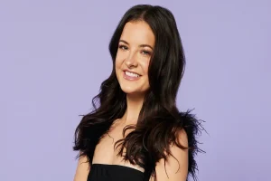 Brooke Hyland Height