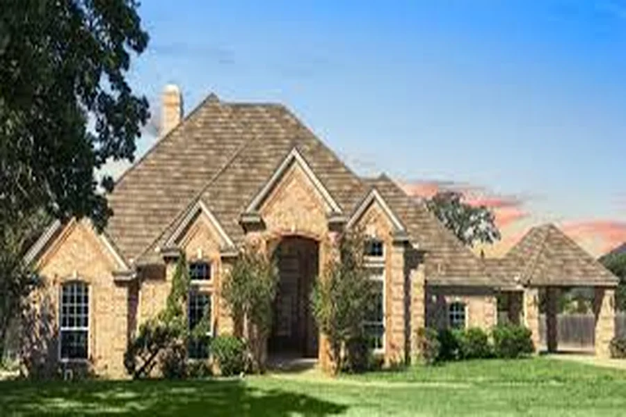 Benefits of Durable Stone-coated Steel Rooftops for Homes in Austin